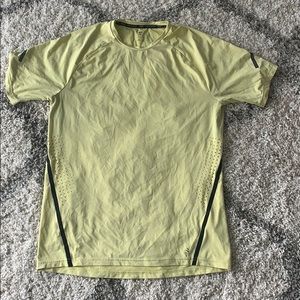 Men’s H&M running shirt